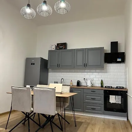 Cozy Apartment *